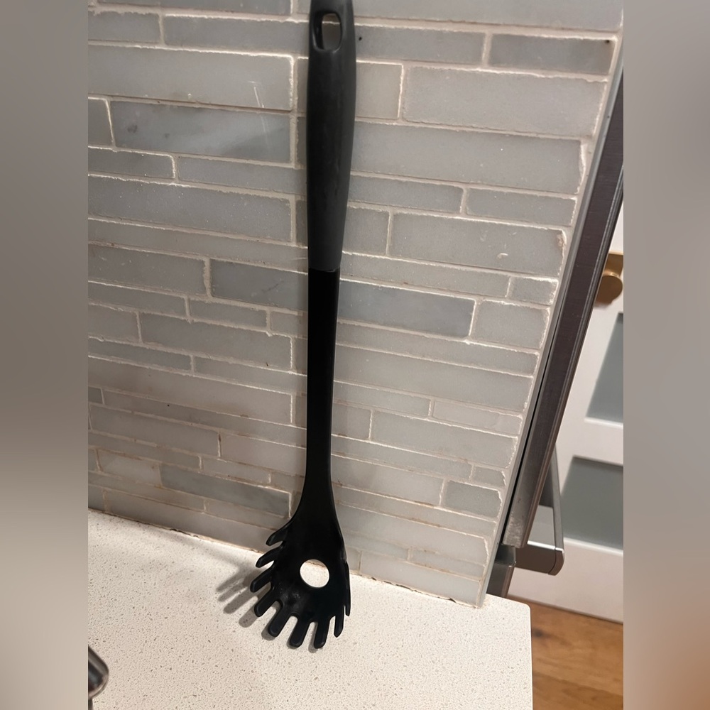 CALPHALON NYLON Kitchen Essentials Pasta/Spaghetti Server Black Heat Resistant